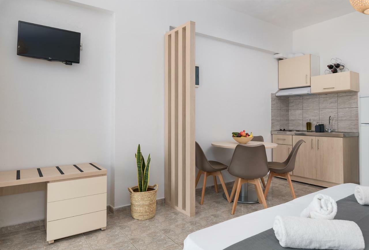 V&C Paradise Apartments Rodakino Eksteriør bilde